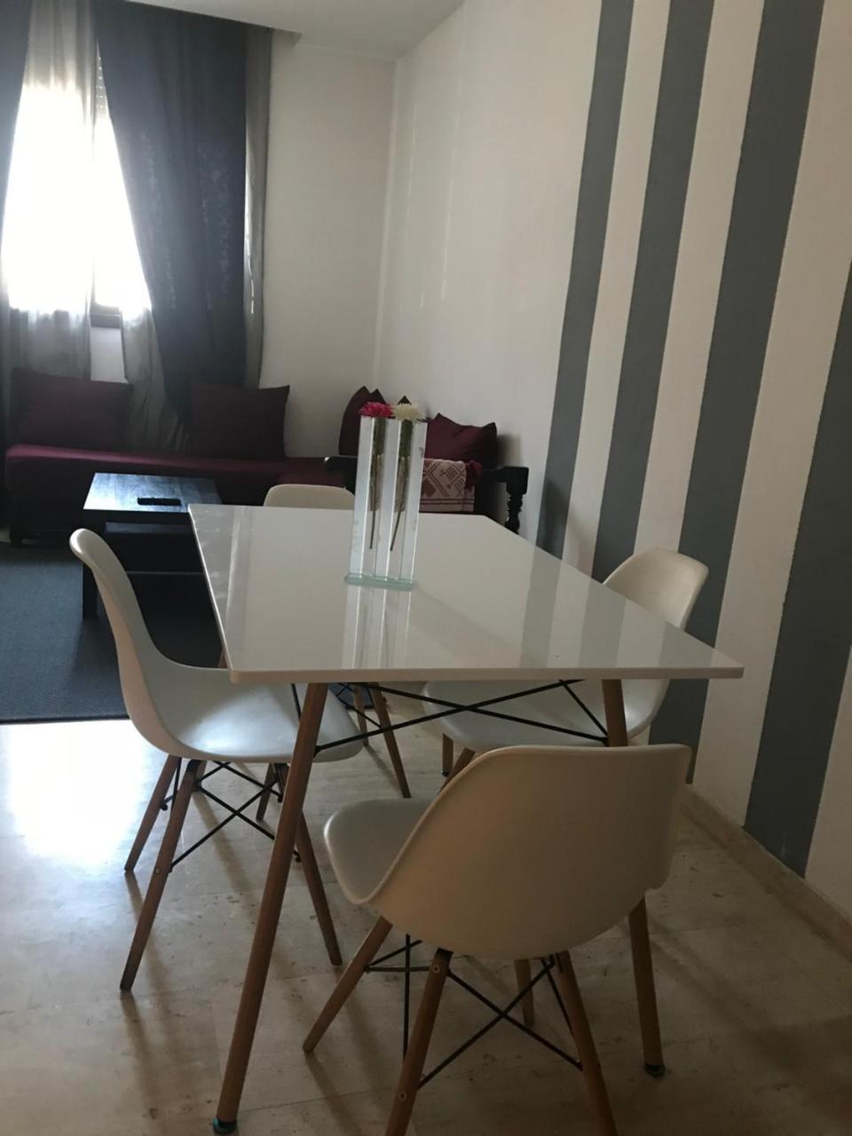 Apartamentos Daiana L'Hospitalet de Llobregat Buitenkant foto